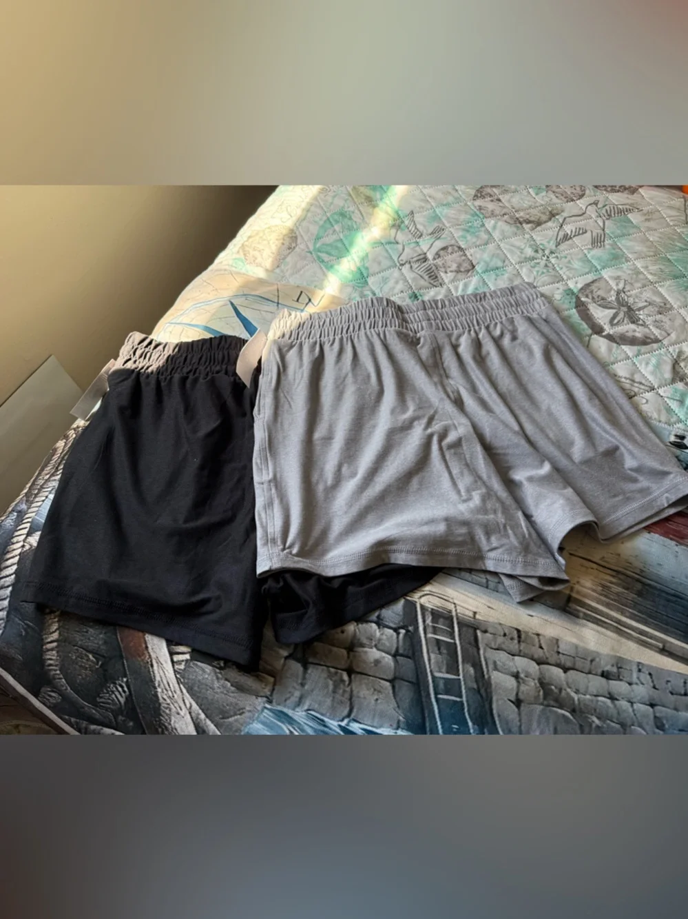 NWT Buttercore Elastic Waist Shorts Set - Black & Light Gray - Picture 2 of 15
